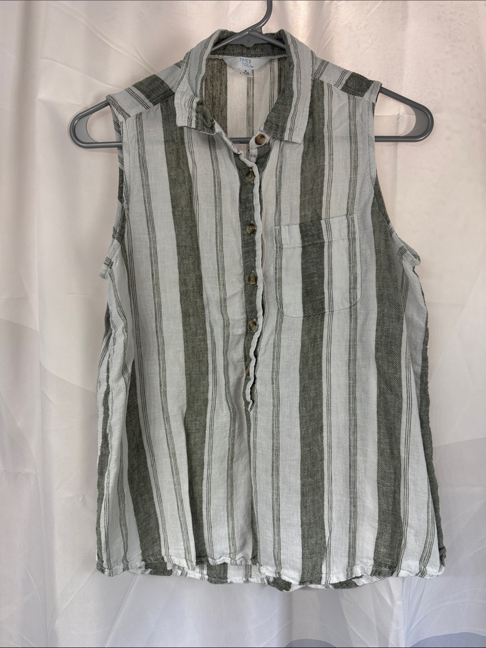 Time And Tru Size Small Green and White Striped Sleeveless Shirt